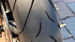 Triumph Street Triple 765 R (2023 - 26)  (14)