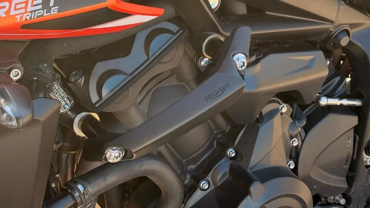 Triumph Street Triple 765 R (2023 - 26)  (17)