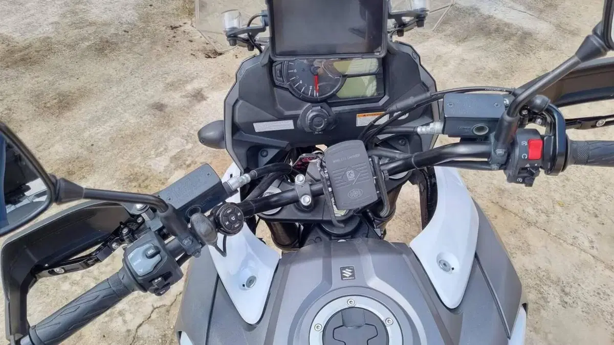 Suzuki V-Strom 1000 (2017 - 20)  (2)