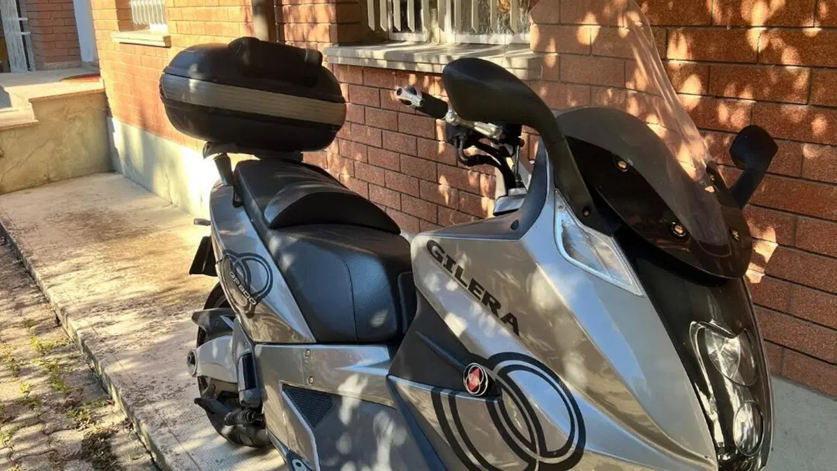 Gilera GP 800  (5)
