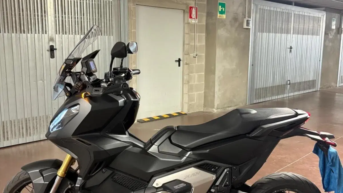 Honda X-ADV 750 DCT (2021 - 24)  (3)