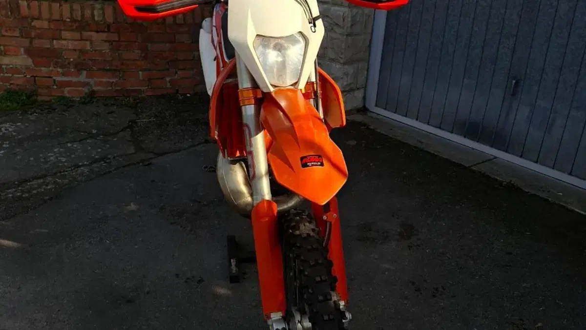 KTM 250 EXC E (2015)  (4)