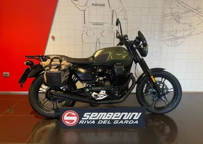 Moto Guzzi V7 III Stone (2017 - 20) - Annuncio 10125892