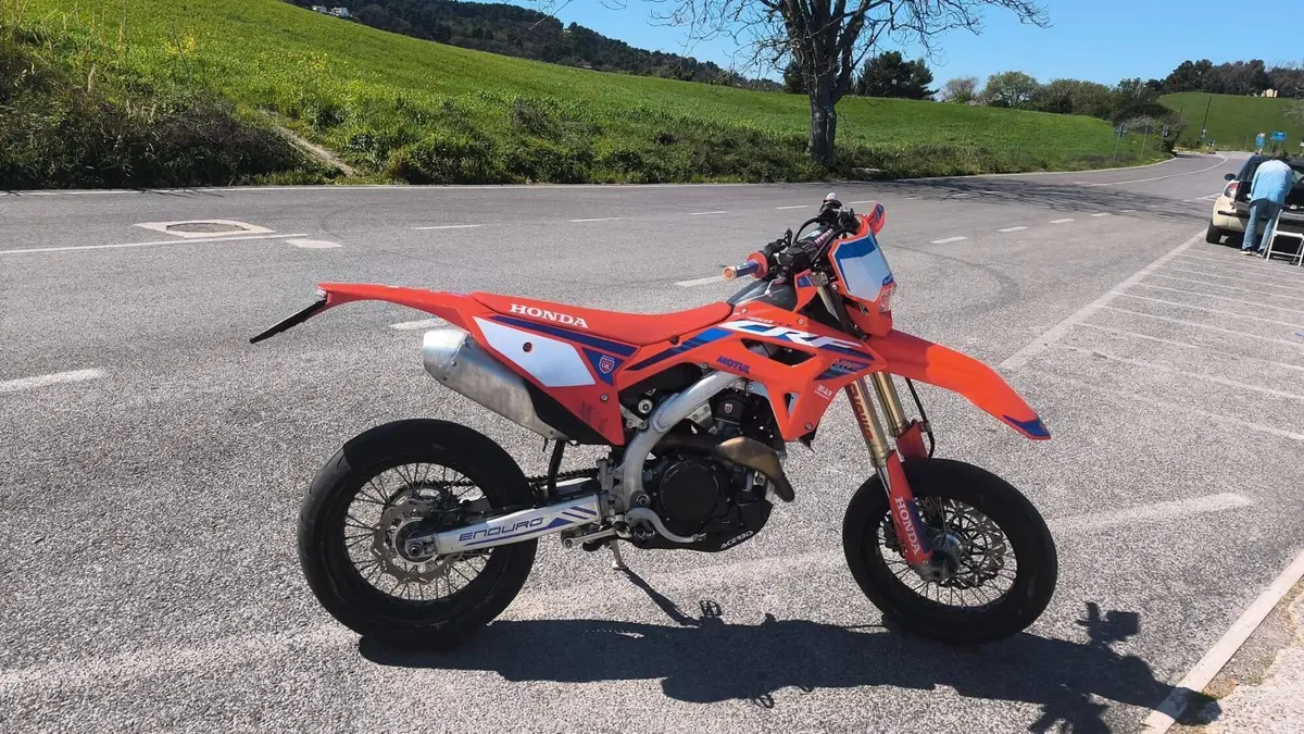 Honda CRF 450R (2024) 