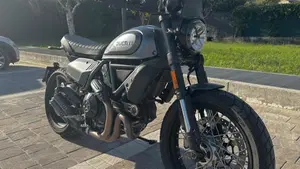 Ducati Scrambler 800 Night Shift (2021 - 22)  (5)