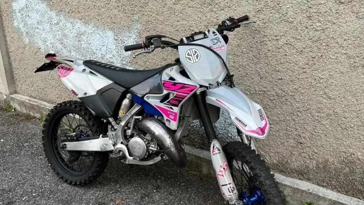 Yamaha YZ 125 (2017)  (3)