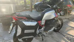 Moto Guzzi V85 TT (2019 - 20)  (7)