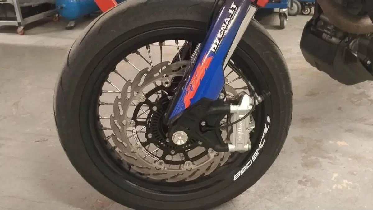 KTM 690 SMC R (2019 - 20) 