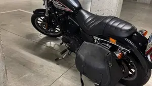 Harley-Davidson 883 R (2004 - 05) - XL 883R  (3)
