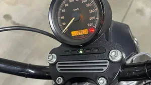 Harley-Davidson 883 R (2004 - 05) - XL 883R  (6)