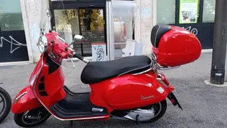 Vespa GTS 300 Super (2023 - 24)