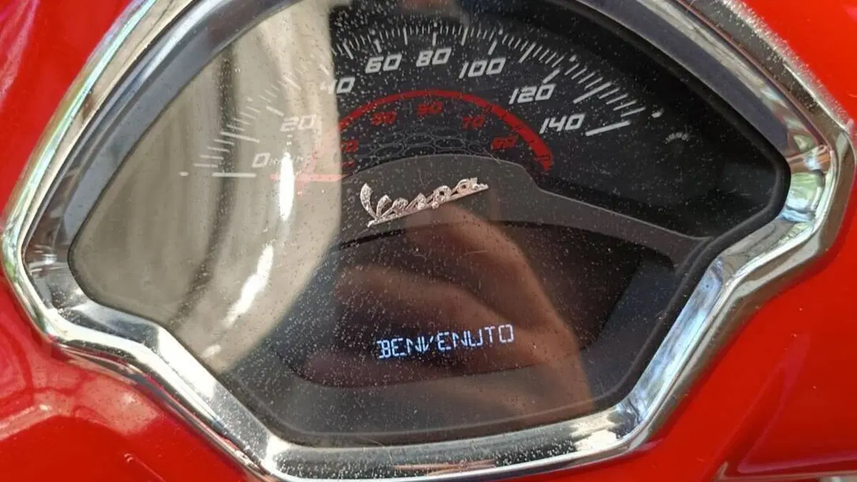 Vespa GTS 300 Super (2023 - 24)  (10)
