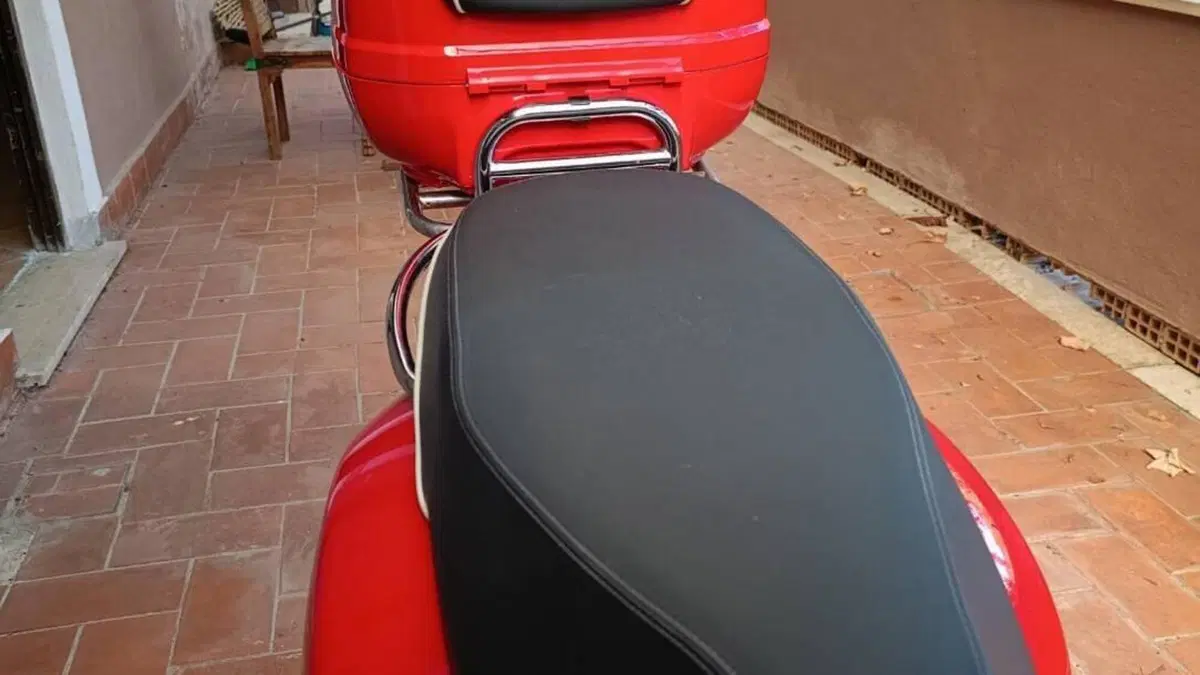 Vespa GTS 300 Super (2023 - 24)  (14)