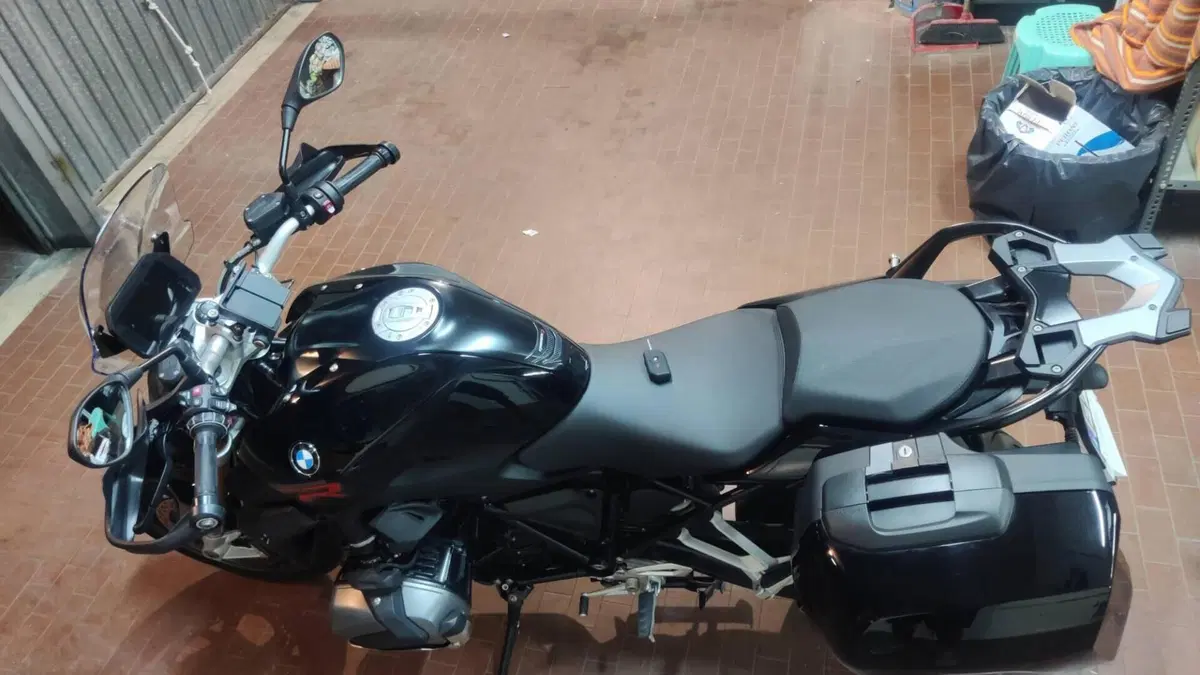 Bmw R 1250 R (2021 - 25)  (3)