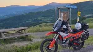 KTM 890 Adventure R (2023 - 24)  (2)