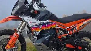 KTM 890 Adventure R (2023 - 24)  (4)