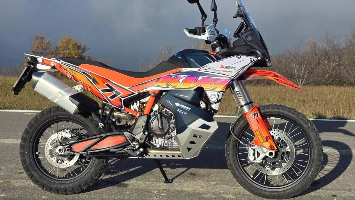 KTM 890 Adventure R (2023 - 24)  (8)