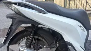 Honda SH 125i (2017 - 19)  (3)