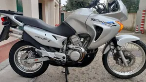 Honda Transalp XL 650V (2000 - 04) 