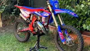 Betamotor RR 125 2T Enduro (2024)  (2)