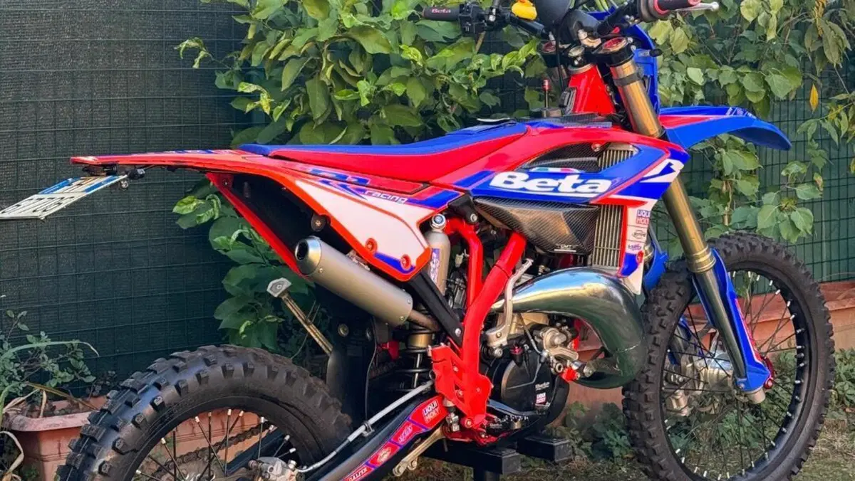 Betamotor RR 125 2T Enduro (2024)  (3)