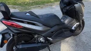 Yamaha X-Max 300 ABS (2017 - 20)  (4)