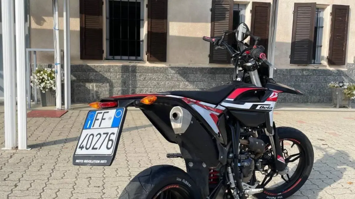 Betamotor RR 125 4T Motard T (2023 - 24)  (3)