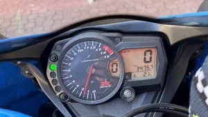 Suzuki GSX-R1000 (2005 - 06)  (8)