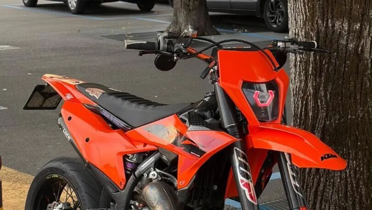 KTM 125 SX (2025)  (3)