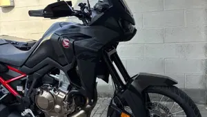 Honda Africa Twin CRF 1100L (2022 - 23)  (2)