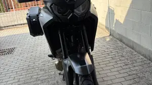 Honda Africa Twin CRF 1100L (2022 - 23)  (4)
