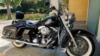 Harley-Davidson 1584 Road King Classic (2007 - 10) - FLHRC usata