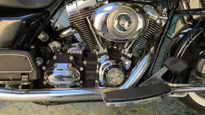 Harley-Davidson 1584 Road King Classic (2007 - 10) - FLHRC  (7)