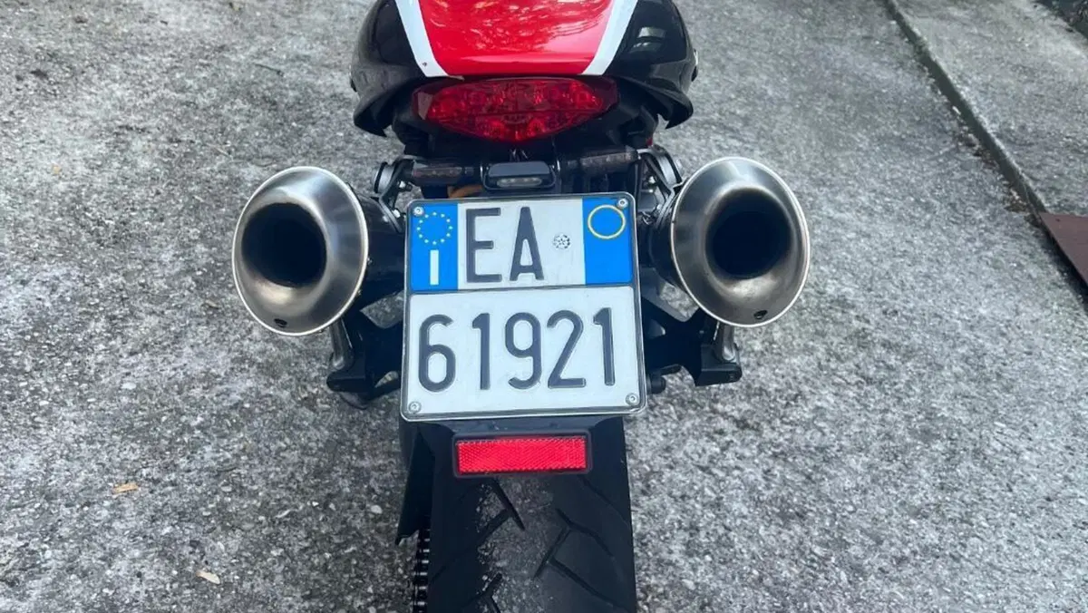 Ducati Monster 796 (2010 - 13)  (6)