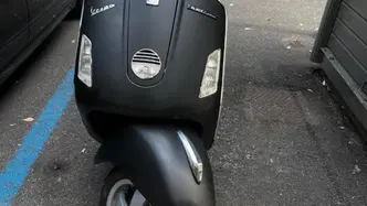 Vespa GTS 125