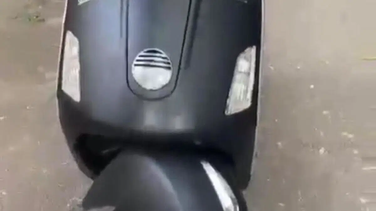 Vespa GTS 125  (6)