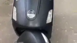 Vespa GTS 125  (6)