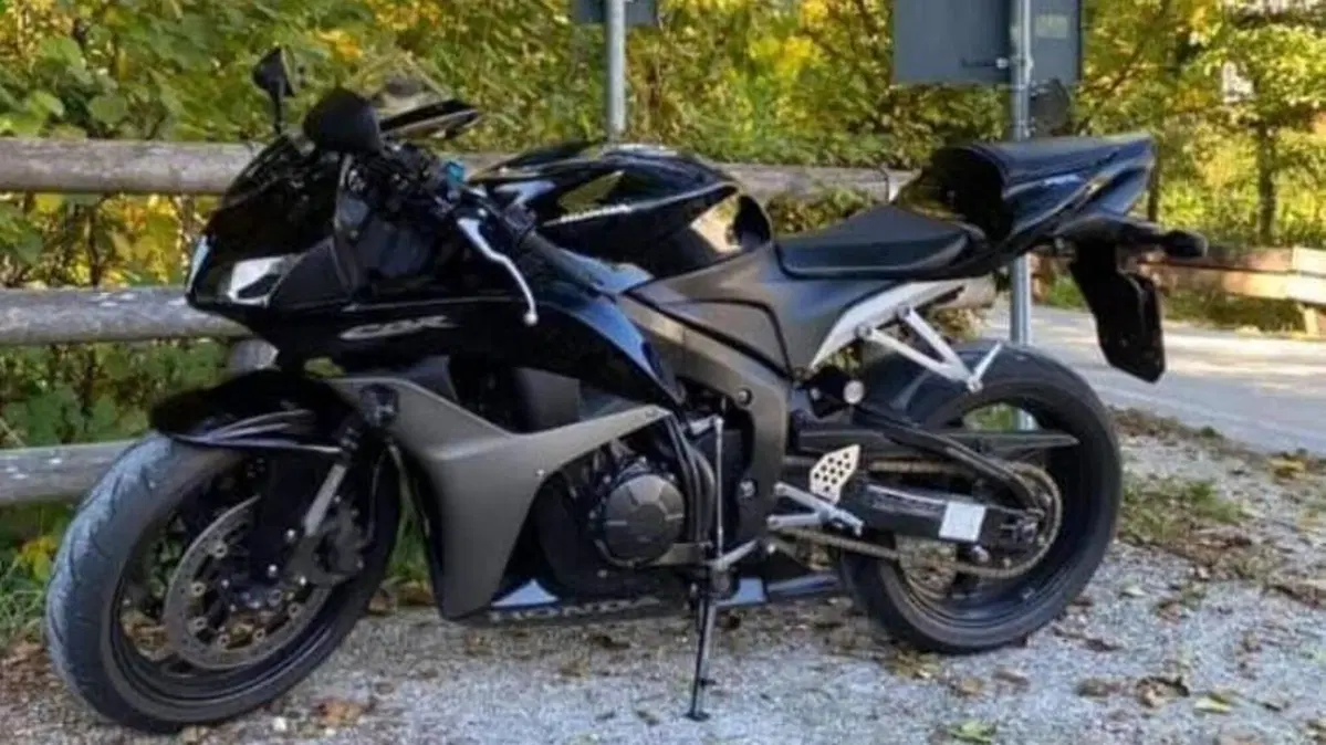 Honda CBR 600 RR (2007 - 08)  (2)