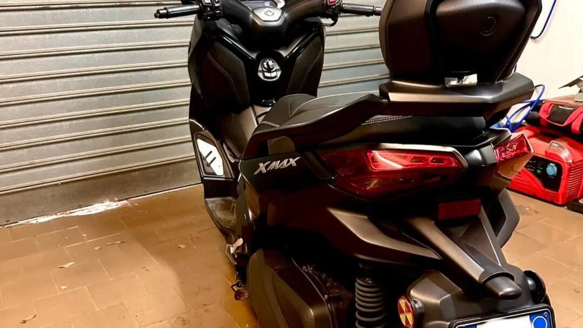 Yamaha X-Max 300 Tech Max (2021 - 24)  (6)