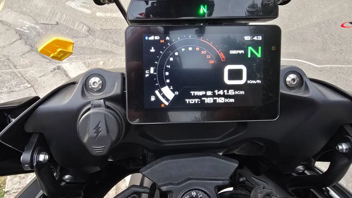 Benelli TRK 702X (2023 - 25)  (3)