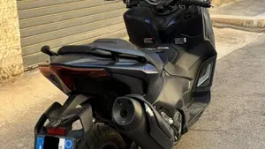 Yamaha T-Max 560 (2022 - 24) 