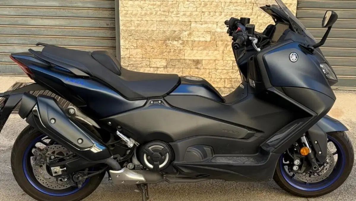 Yamaha T-Max 560 (2022 - 24)  (5)