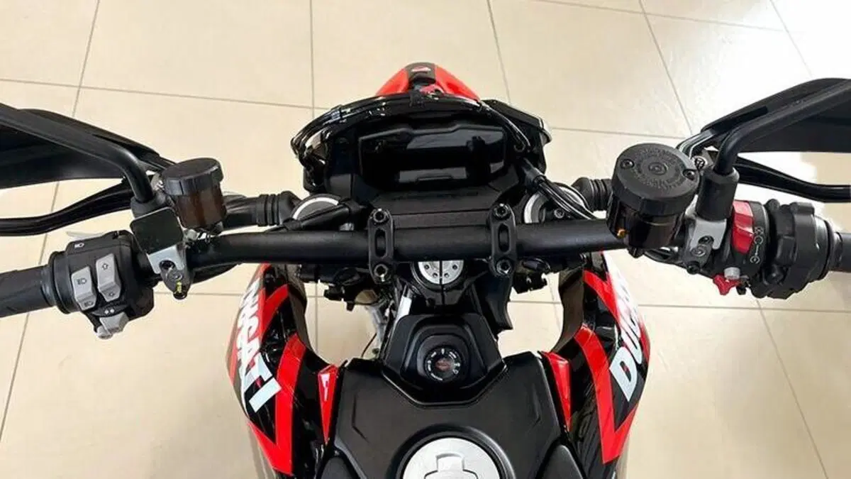 Ducati Hypermotard 698 Mono (2024 - 26)  (4)