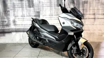 Voge Sfida SR4 MAX (2024 - 26) usata