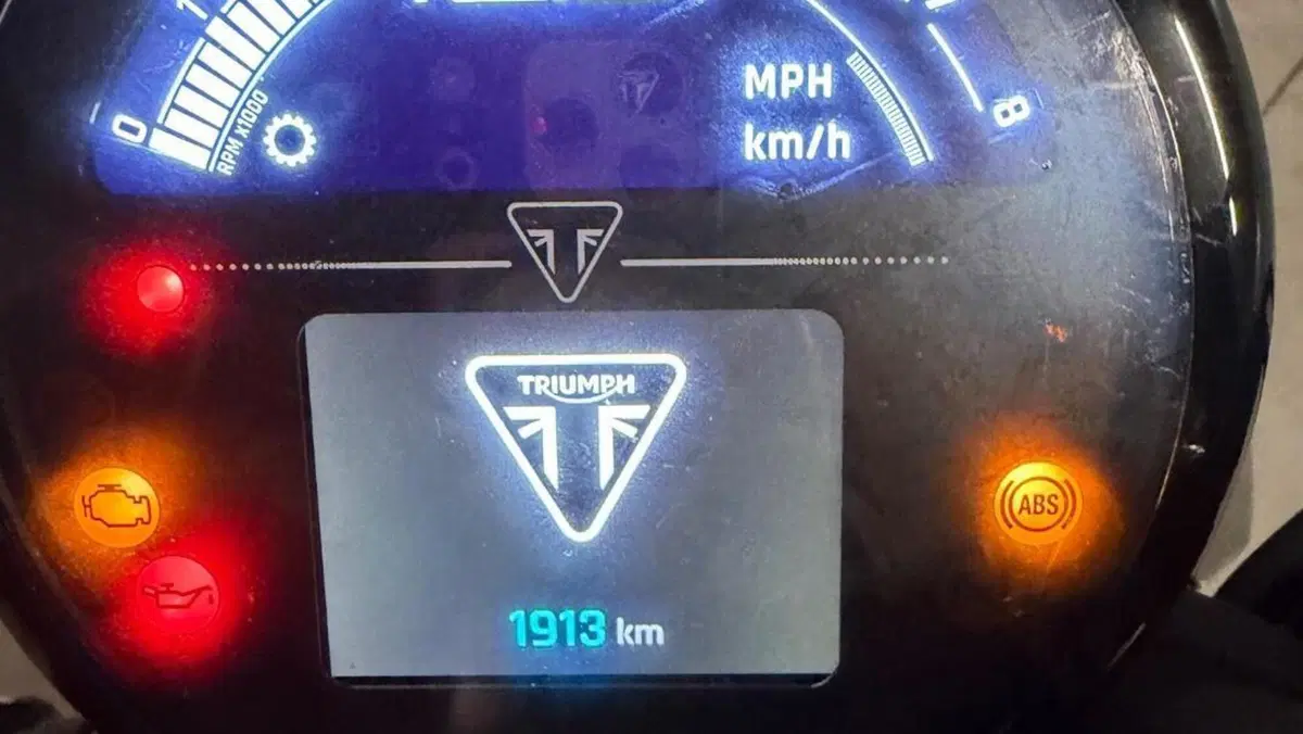 Triumph Speed Twin 900 (2025 - 26)  (8)