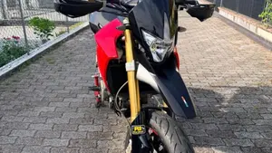 Aprilia Dorsoduro 750 (2009 - 14)  (4)