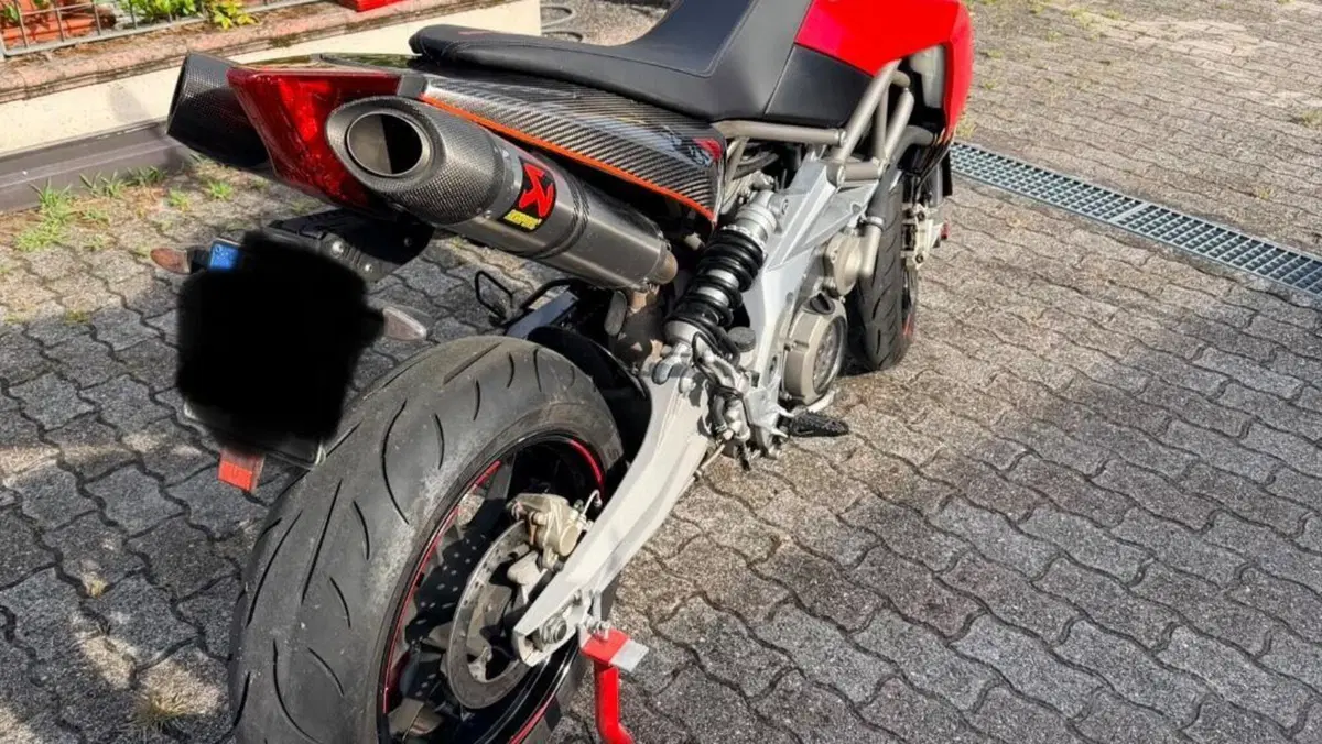 Aprilia Dorsoduro 750 (2009 - 14)  (6)