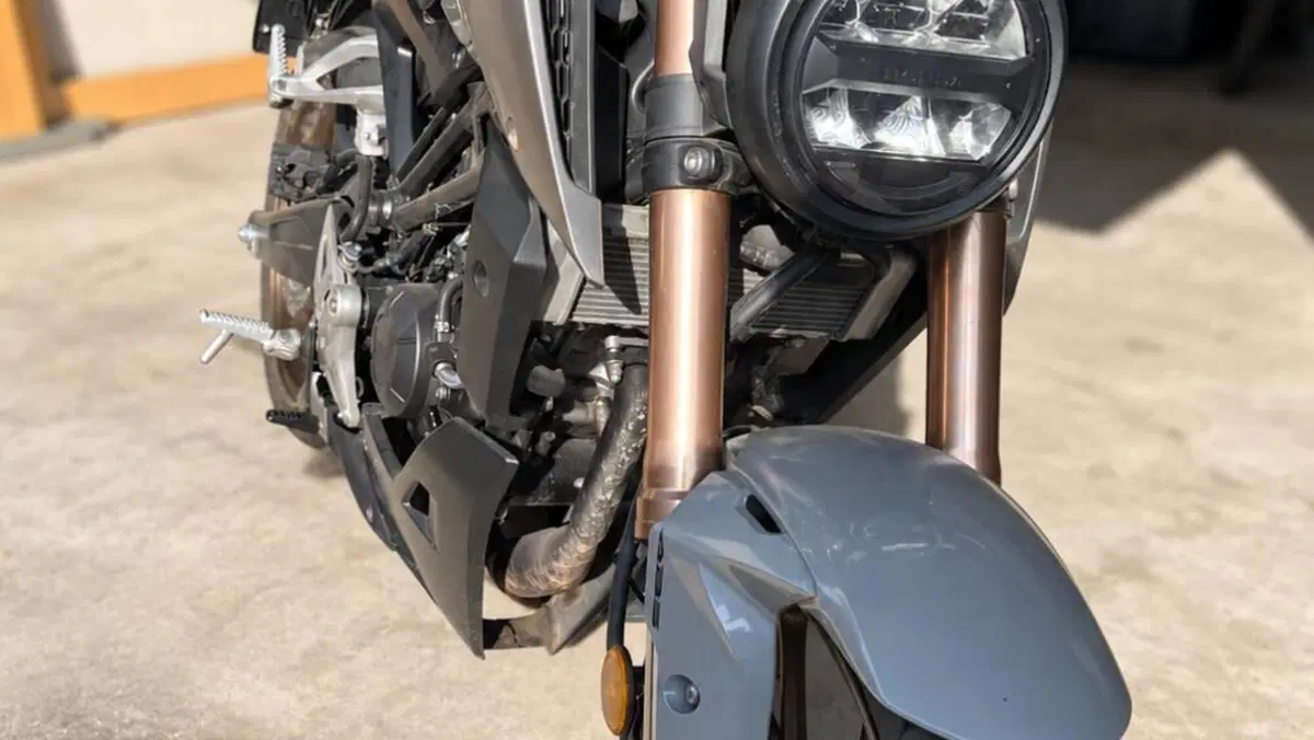 Honda CB 125 R (2021 - 23)  (2)