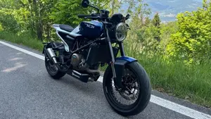 Husqvarna Vitpilen 701 (2020)  (2)
