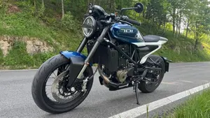 Husqvarna Vitpilen 701 (2020)  (4)